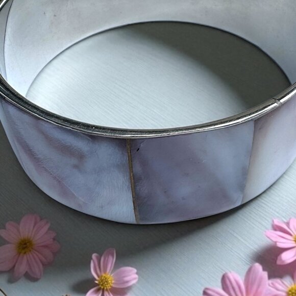 Silver Tone Bangle Bracelet Grey Blue Abalone Shells Panels Costume Jewelry - Picture 5 of 6